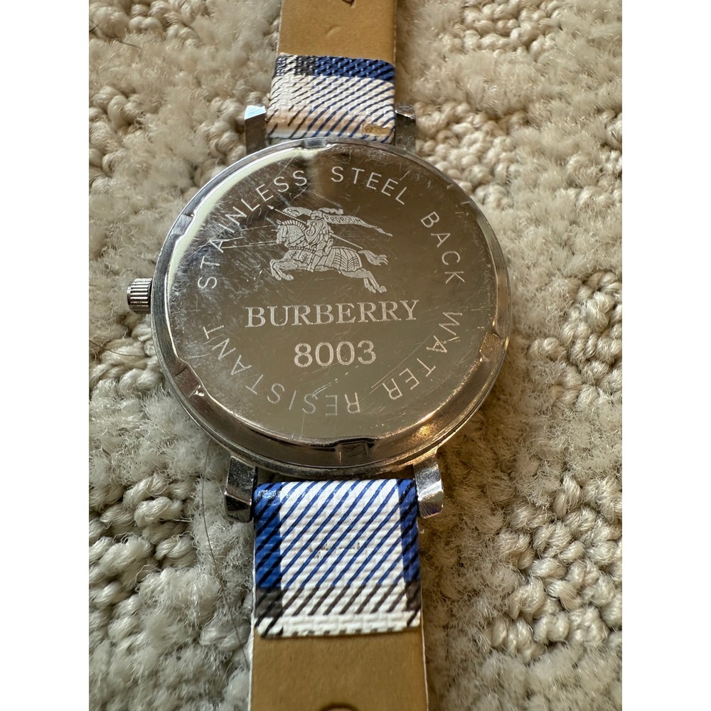 Burberry‎ Swiss Made Watch Blue White Plaid Band Classic Style - Picture 8 of 11